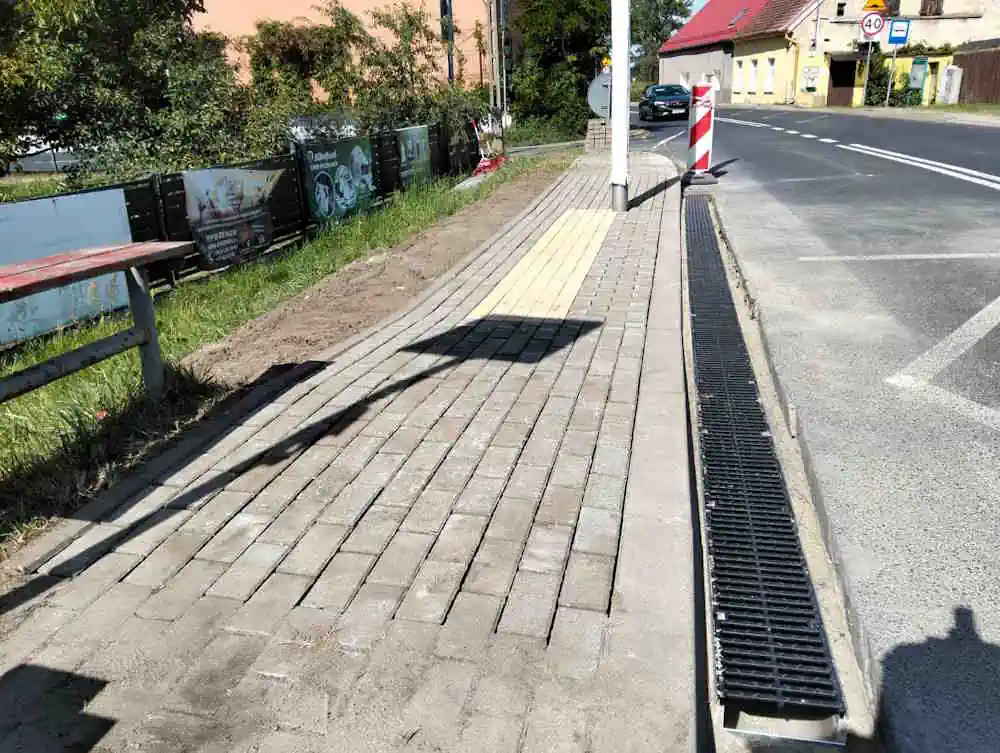 Jak powstawało II przejście dla pieszych na DW 283 w Barcikowicach